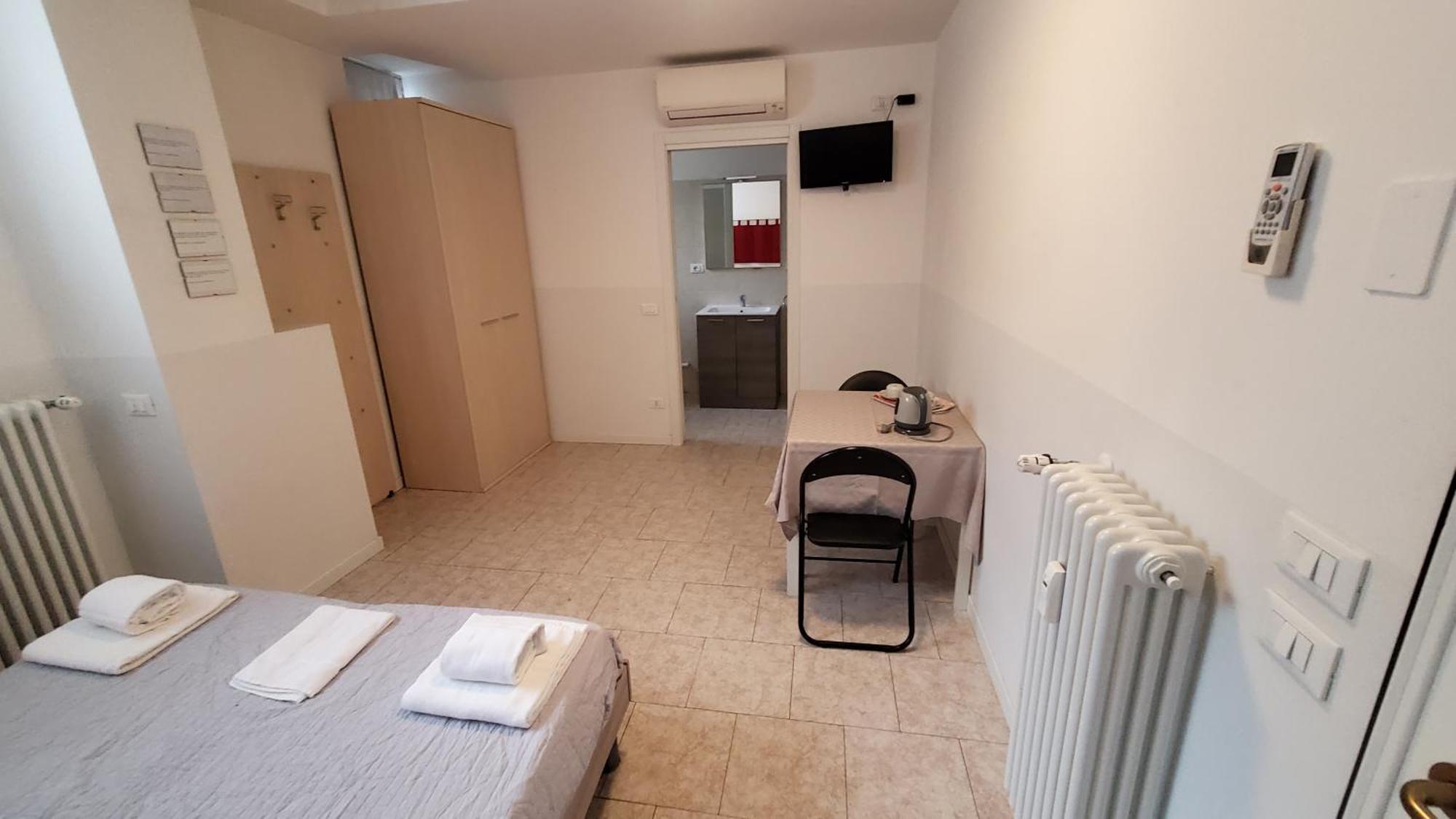 Hotel Hb Bonomelli 15 Bergamo Zewnętrze zdjęcie
