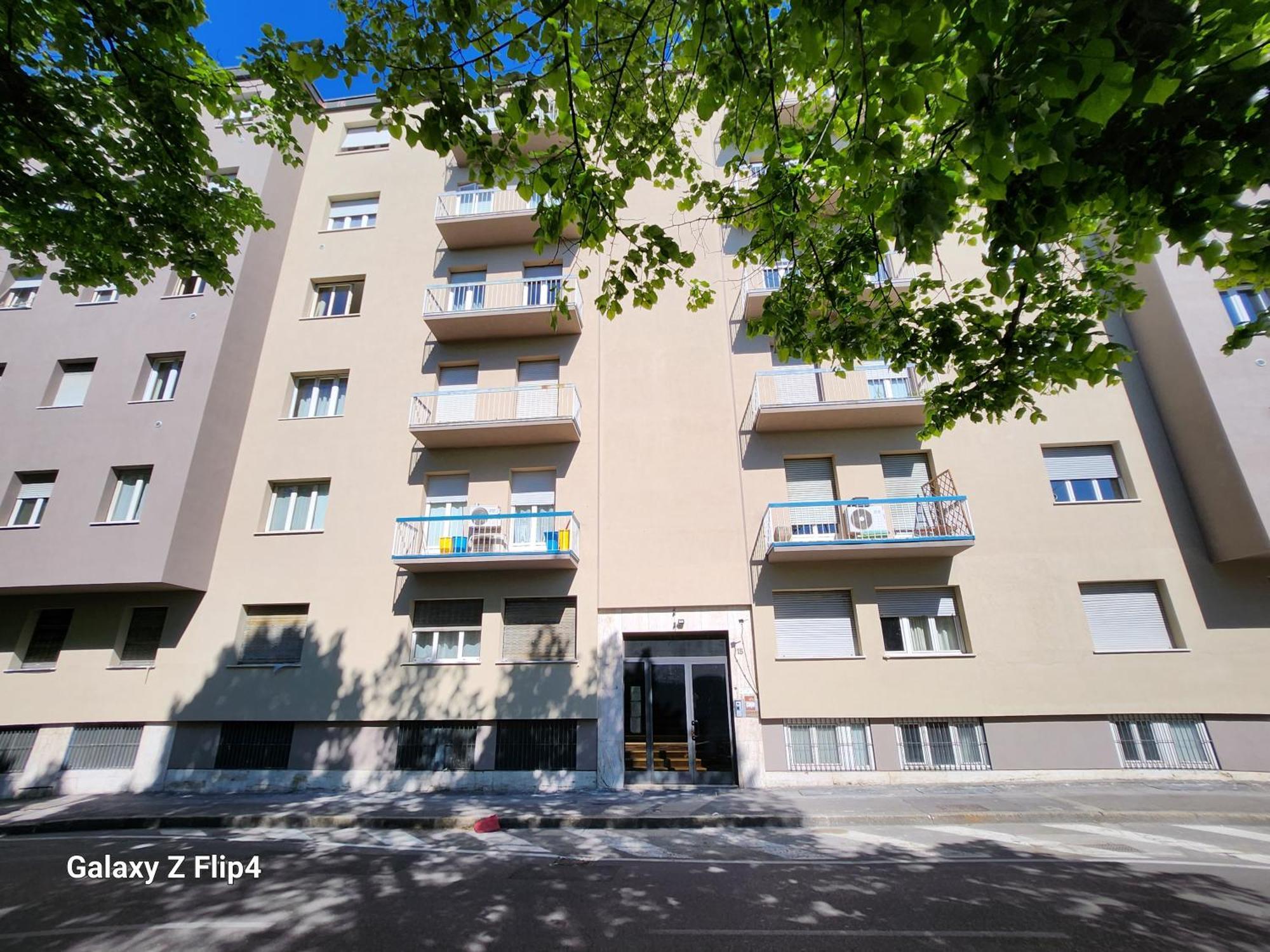 Hotel Hb Bonomelli 15 Bergamo Zewnętrze zdjęcie